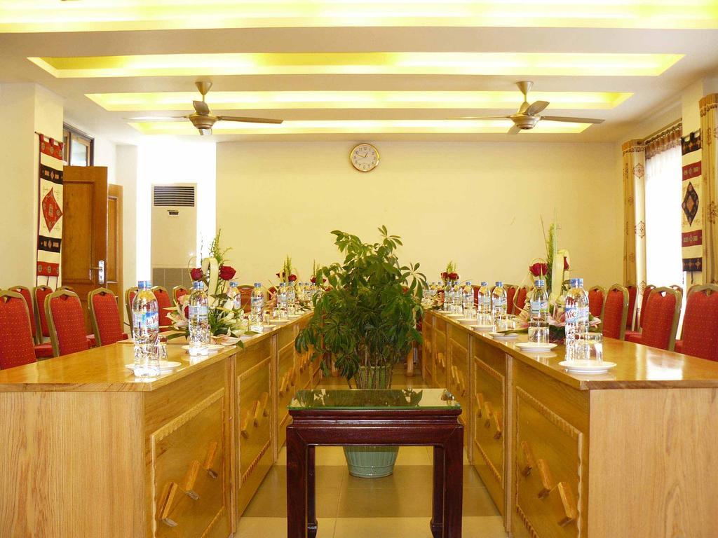 Lao Cai Galaxy Hotel Екстер'єр фото